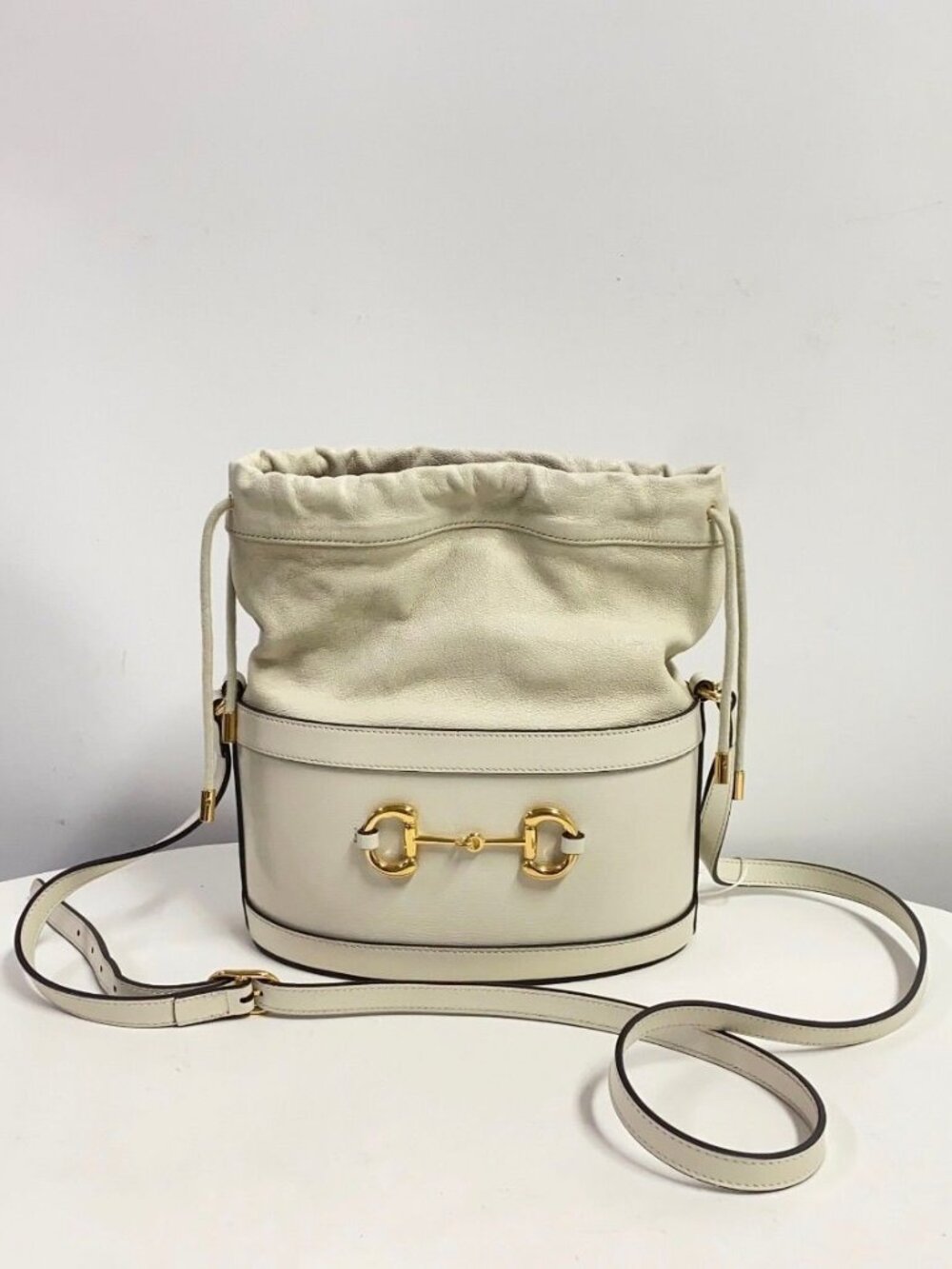 Gucci Horsebit 1955 White Bucketbag